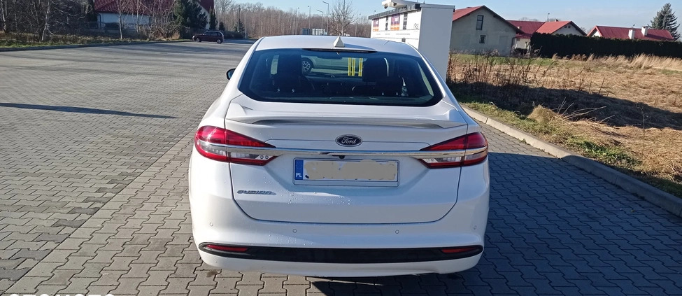 Ford Mondeo cena 73700 przebieg: 49000, rok produkcji 2019 z Mogielnica małe 46